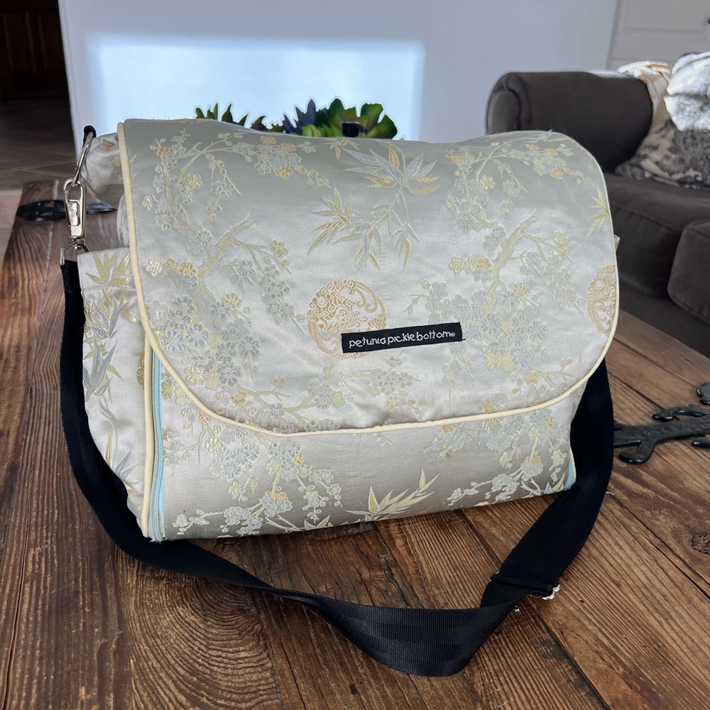 Petunia Pickle Bottom retired Boxy backpack. Only used a handful of times.